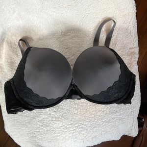 Torrid underwire bra size 42DD